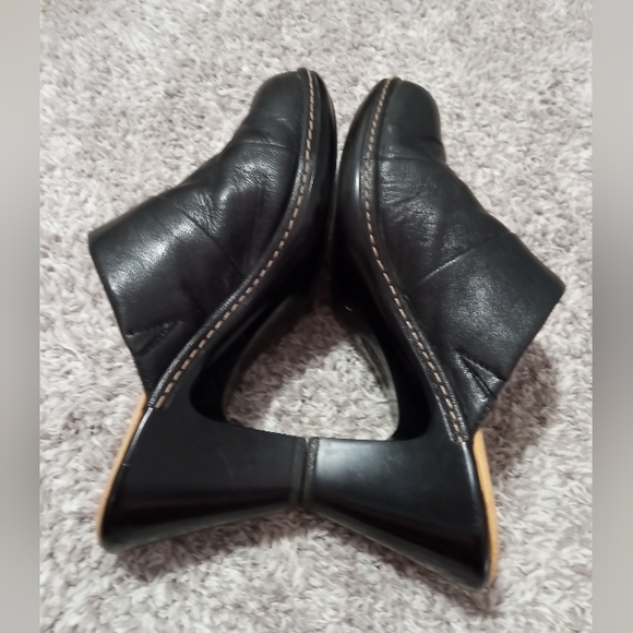 Women's Sofft heeled slip ons - Picture 4 of 9